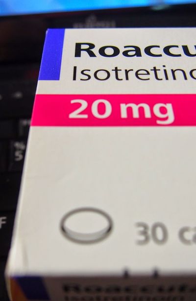 Roaccutane pilule obligatoire